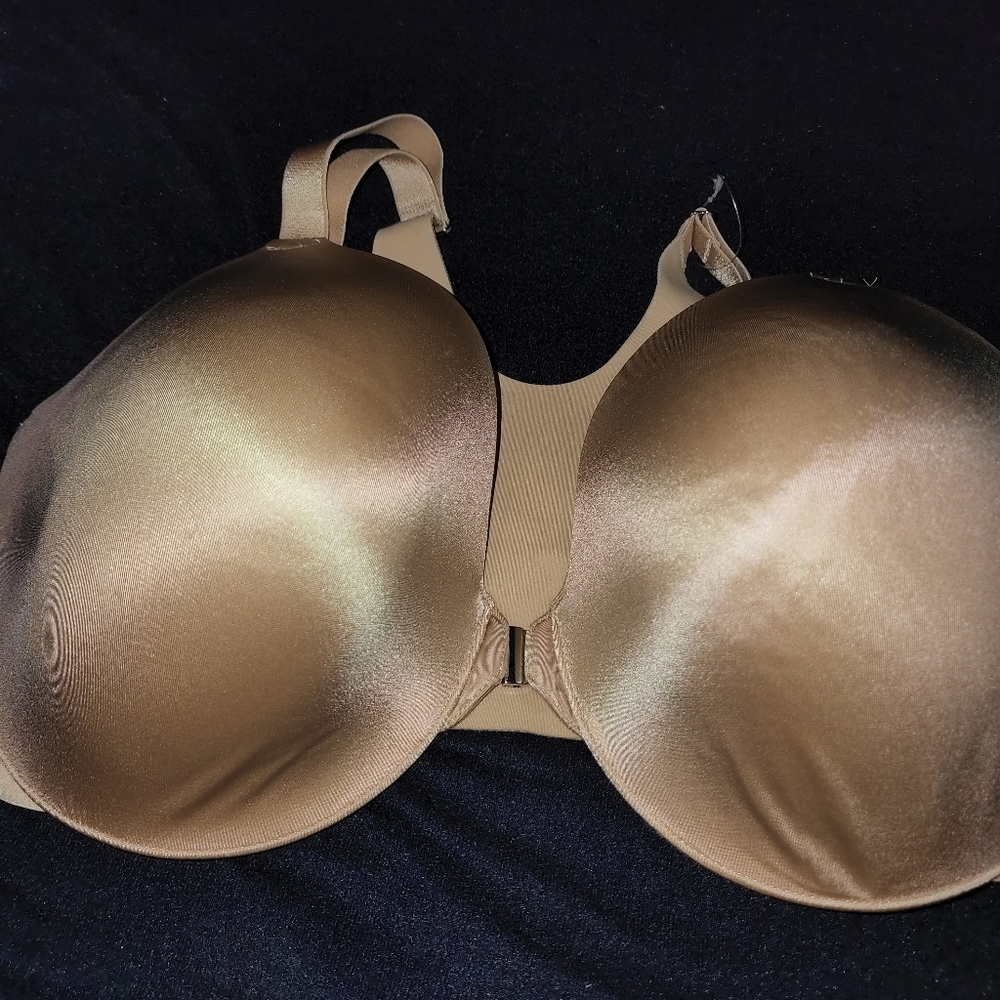 NWOT-Vanishing back Full coverage bra